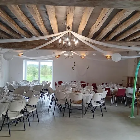 La Ferriere Kır Evi *